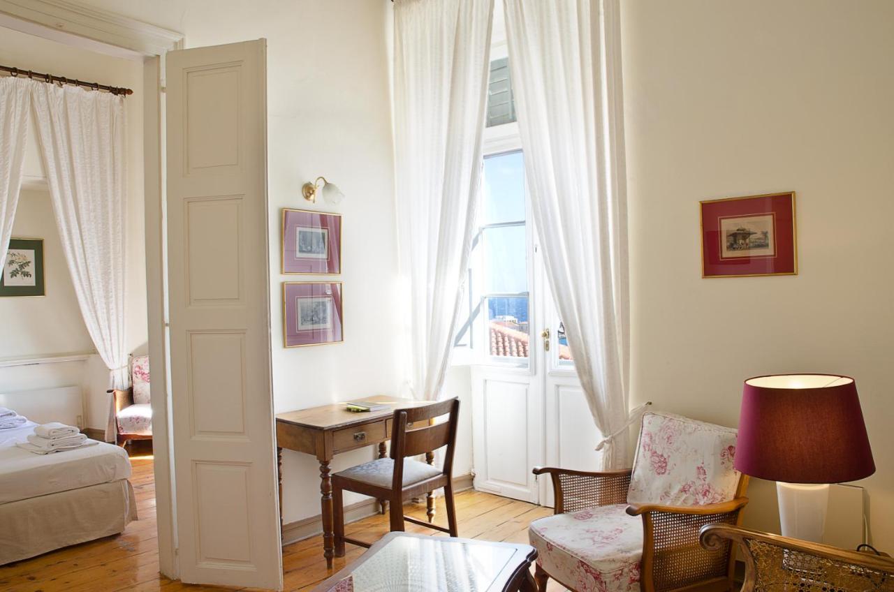 Hotel Omiros Ermoupoli Ngoại thất bức ảnh