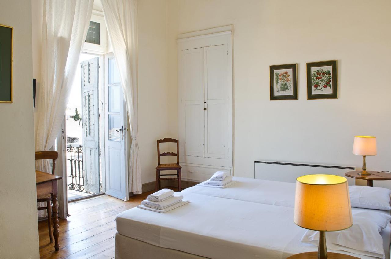 Hotel Omiros Ermoupoli Ngoại thất bức ảnh