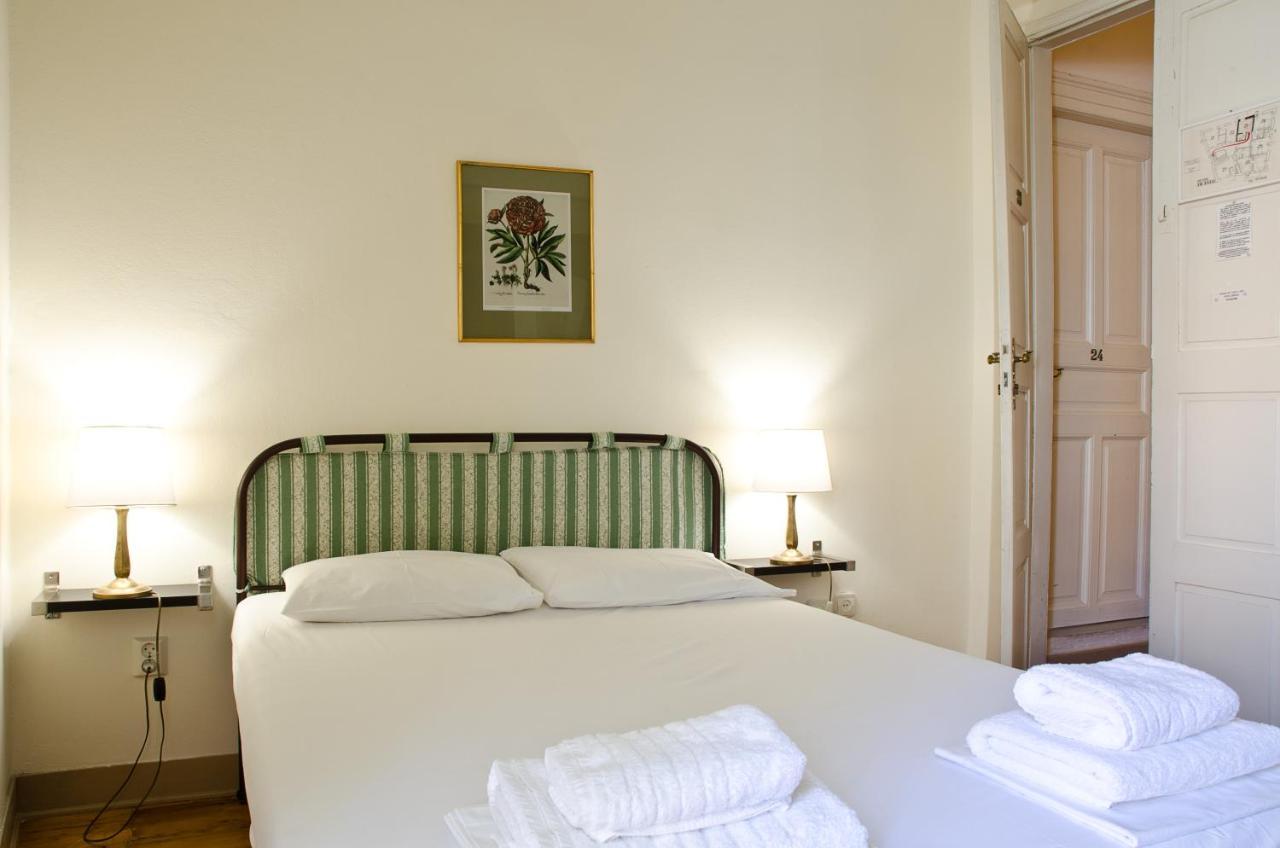 Hotel Omiros Ermoupoli Ngoại thất bức ảnh