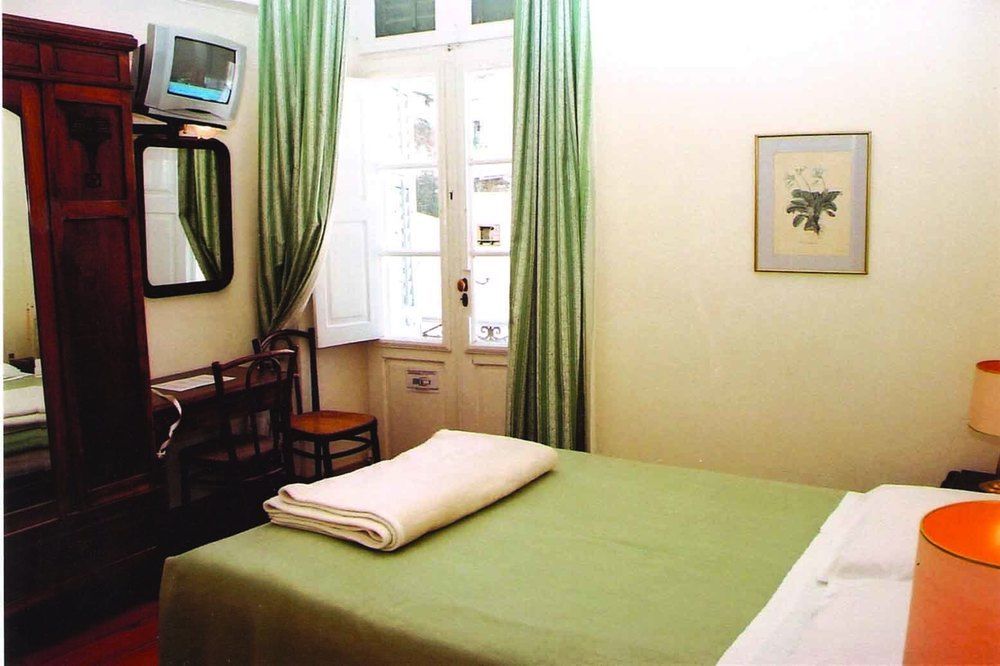 Hotel Omiros Ermoupoli Ngoại thất bức ảnh